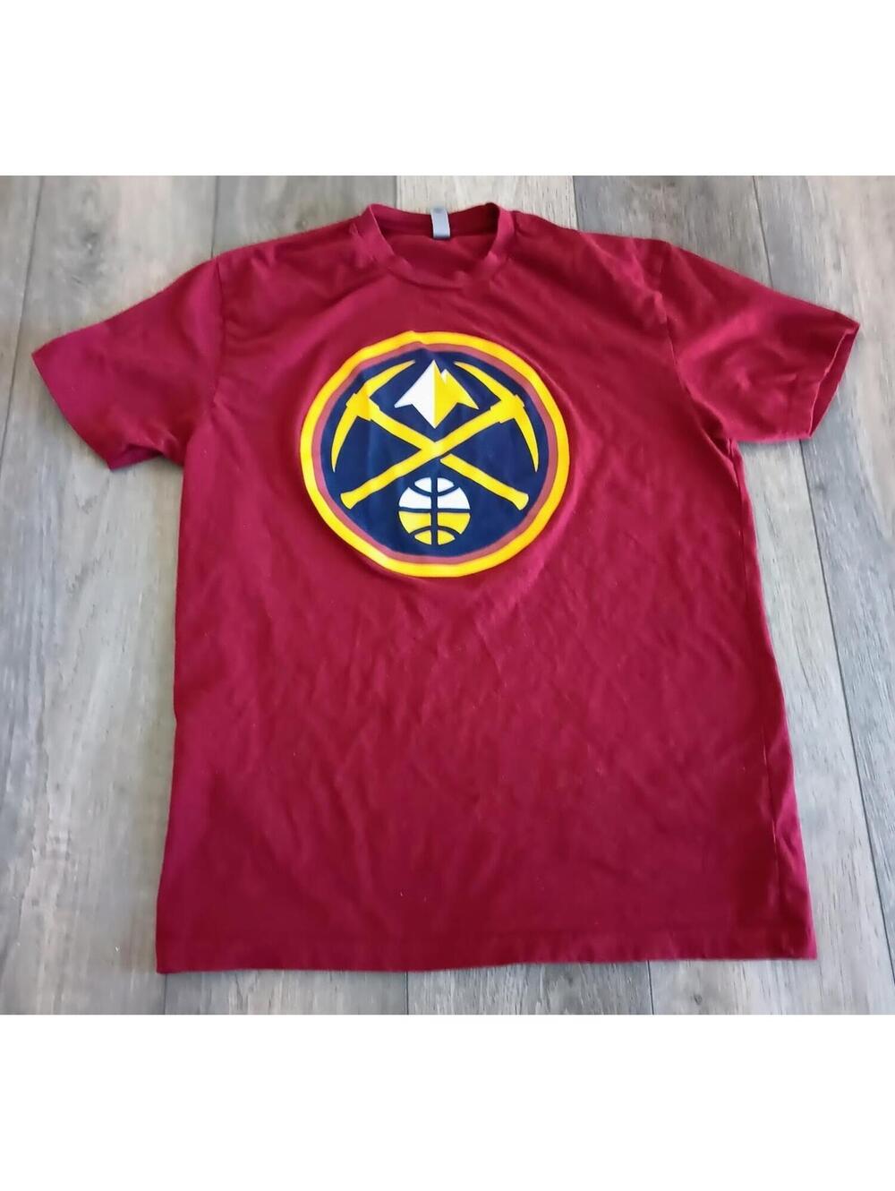 Denver Nuggets graphic logo t-shirt, cardinal red,  L